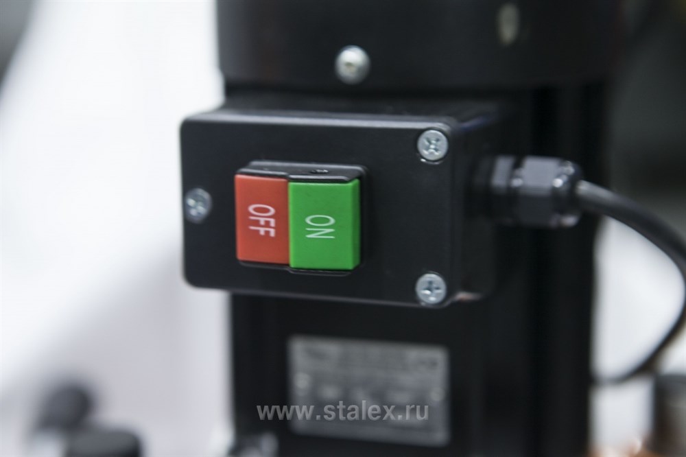 Фото 38 - Станок для вырезания отверстий в трубах STALEX PHC-4.