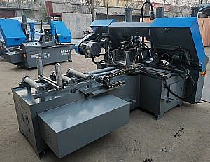 Фото 20 - MetalTec BS 400 CA автоматический колонный ленточнопильный станок.