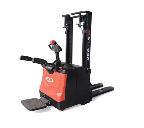 Штабелер электрический самоходный EP Equipment ES20-20RAS PROFESSIONAL (LI-ION, 3F550, с платформой и поручнями)